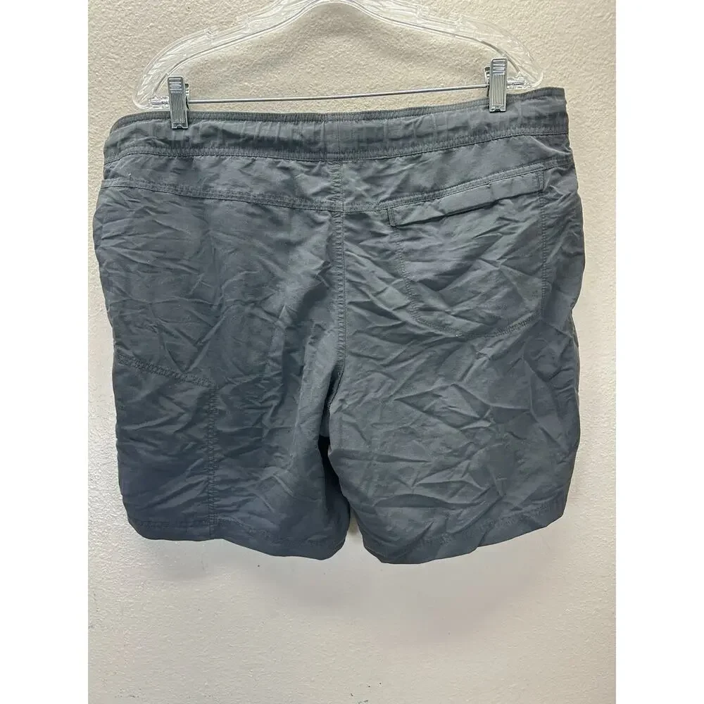 The North Face Shorts Mens L Gray Nylon Mesh Lined Belted Cargo‎ Hiking Outdoor